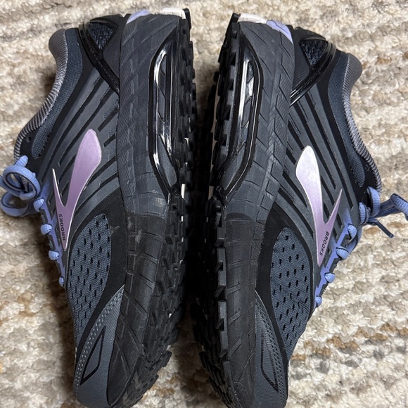 BROOKS Ariel 18 Women’s Running Shoes Size 7.5 Wide Gray Lavender 1202711D039 - Picture 4 of 10